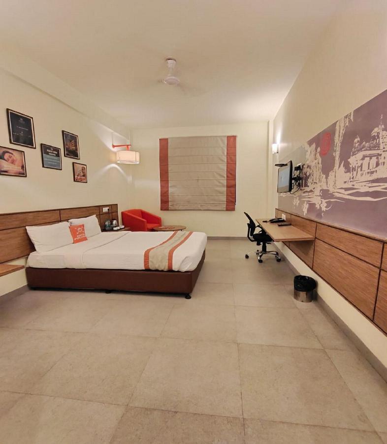 Max Hotels Jabalpur Dış mekan fotoğraf
